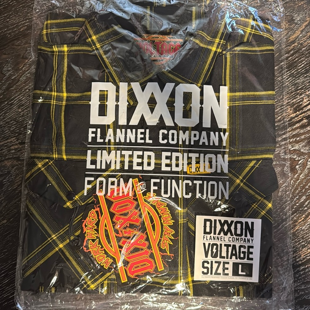Dixxon Voltage Flannel size Lg